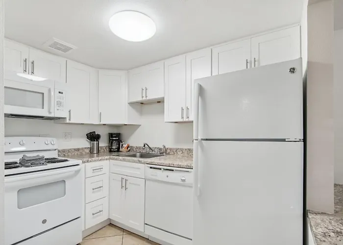 248 Fully Furnished 1br Suite-pet Friendly Scottsdale