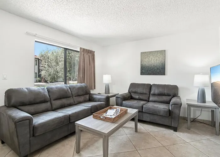 248 Fully Furnished 1br Suite-pet Friendly *